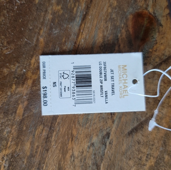 💥NEW! Michael Kors Wristlet - Picture 6 of 10